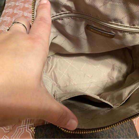 MK purse and wallet. Only wore a few times. - Picture 2 of 2